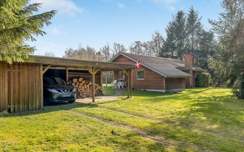 Franzisca - 200M to the Fjord: Hus, Tag, Hjem, Sommerhus, Skur, Garden Bygninger, Sidespor, Gård, Bjælkehytte, Hytte