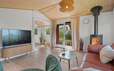 Oona - 700M from the Sea: Tag, Skur, Sommerhus, Garden Bygninger, Sidespor, Hårdttræ