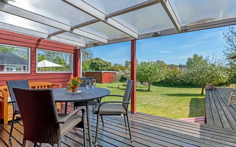 Oona - 700M from the Sea: Tag, Skur, Sommerhus, Garden Bygninger, Sidespor, Hårdttræ