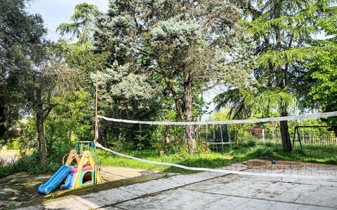 Asti 50: Hjem, Lejlighed, Altan, Estate, Skygge, Villa, Eco Hotel, Veranda, Landscaping, Mansion