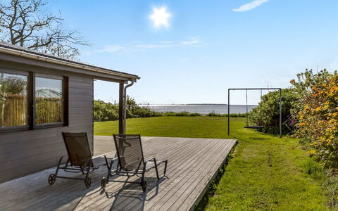 Ørn - 5M from the Sea: Estate, Skygge, Indkørsel, Stuehus