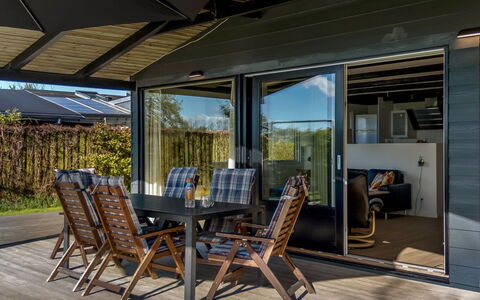 Ørn - 5M from the Sea: Estate, Skygge, Indkørsel, Stuehus