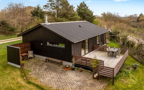 Lenya - 300M to the Fjord: Hjem, Tag, Hus, Sommerhus, Estate, Dør, Veranda, Sidespor, Stuehus, Skygge