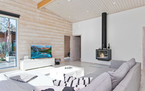 Villa Dalton: Vindue, Facade, Arkitektur, Dør, Hjem, Estate, Mansion, Skydevindue, Altan, Villa