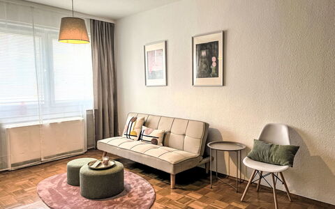 Apartment Magdalena: Møbel, Indretning, Gulvbelægning, Etage, Træ, Værelse, Couch, Stue, Belysning, Hjem