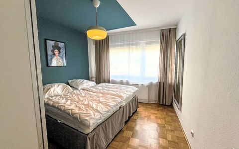 Apartment Magdalena: Seng, Indretning, Etage, Gulvbelægning, Soveværelse, Sengetøj, Træ, Møbel, Loft, Sengetøj