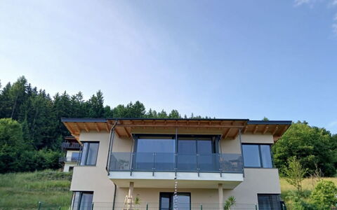 Villa Techelsberg: Hjem, Boligområde, Hus, Tag, Altan, Land Lot, Sommerhus, Veranda, Estate, Stuehus