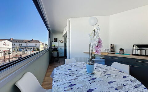 Résidence de la Mer: Blad, Vegetationen, Busk, Have, Plantesamfund, Landscaping, Vedplante, Lawn, Skygge, Gård