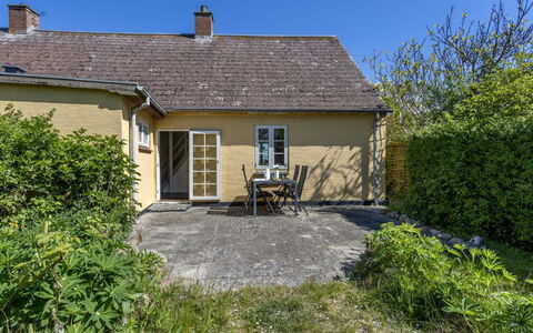 Ilze - 20M from the Sea: Tag, Hus, Hjem, Sommerhus, Dør, Sidespor, Dæk, Veranda, Planke, Hårdttræ