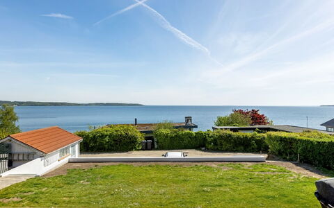 Tobias - 45M to the Fjord: Landskab, Coastal Og Oceaniske Landskabsformer, Hav, Ocean, Kyst, Estate, Landscaping, Lyd, Tropics, Walkway