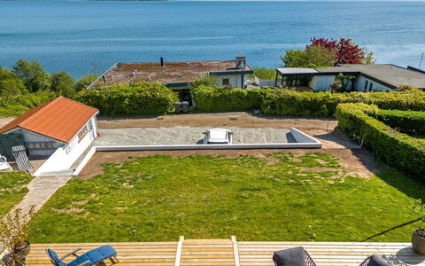 Tobias - 45M to the Fjord: Landskab, Tag, Coastal Og Oceaniske Landskabsformer, Hav, Kyst, Ocean, Sommerhus, Estate, Landscaping