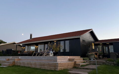 Tobias - 45M to the Fjord: Bygning, Tag, Hus, Hjem, Facade, Boligområde, Arkitektur, Sommerhus, Sidespor, Land Lot