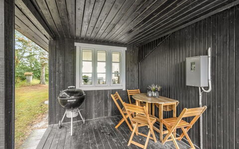 Githe - from the Sea: Græs, Græs-, Land Lot, Sommerhus, Landdistrikt, Eng, Garden Bygninger, Have, Skur