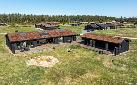Petri - 1Km from the Sea: Træ, Hjem, Veranda, Dæk, Hårdttræ, Tag, Bejdse, Trægulve, Eco Hotel