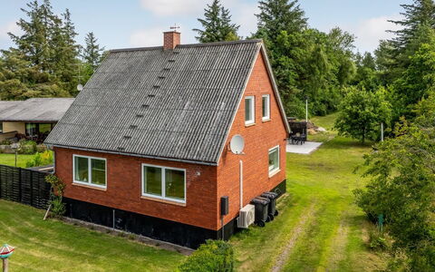 Arben - 900M from the Sea: 