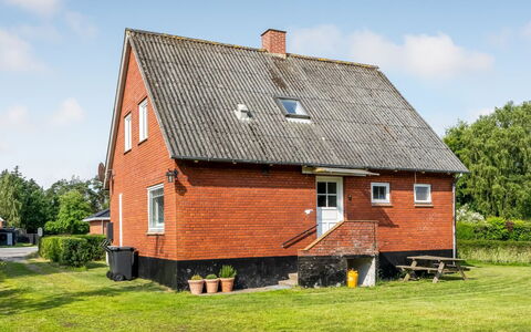 Arben - 900M from the Sea: Træ, Hjem, Veranda, Dæk, Hårdttræ, Tag, Bejdse, Trægulve, Eco Hotel