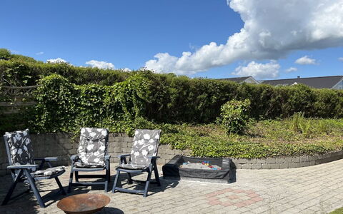 Hoghni - 300M from the Sea: Træ, Hjem, Veranda, Dæk, Hårdttræ, Tag, Bejdse, Trægulve, Eco Hotel
