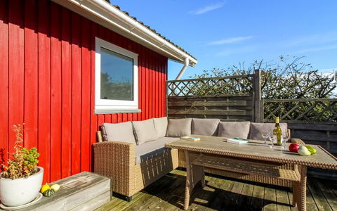 Reeta - 450M from the Sea: Sommerhus, Skur, Hytte, Stuehus, Prærie, Hytte, Lade, Bjælkehytte, Garden Bygninger