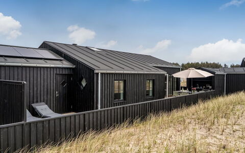 Tessa - 500M from the Sea: Tag, Hus, Hjem, Sommerhus, Dør, Sidespor, Dæk, Veranda, Planke, Hårdttræ