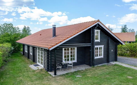 Edzard - 900M from the Sea: Tag, Hus, Hjem, Sommerhus, Dør, Sidespor, Dæk, Veranda, Planke, Hårdttræ