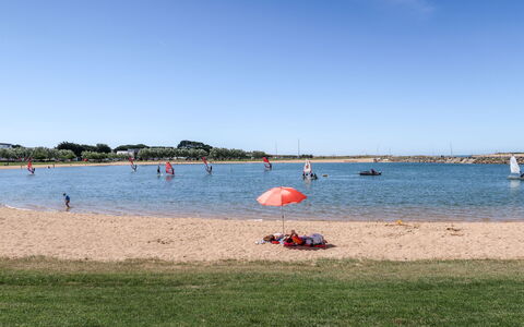 Villa Colette: Vand, Vandressourcer, Krop Af Vand, Sommer, Vandvej, Kyst, Coastal Og Oceaniske Landskabsformer, Bank, Strand, Kyst