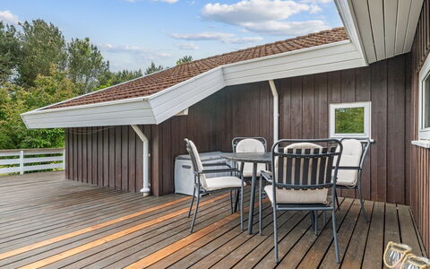 Hennrik - 240M from the Sea: Græs, Græs-, Land Lot, Sommerhus, Landdistrikt, Eng, Garden Bygninger, Have, Skur