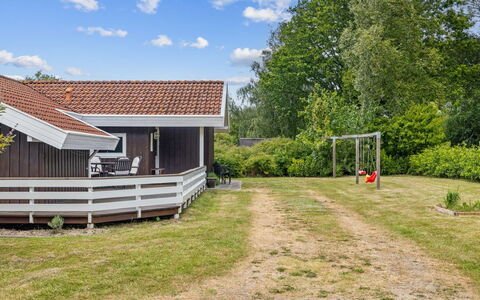 Hennrik - 240M from the Sea: Græs, Græs-, Land Lot, Sommerhus, Landdistrikt, Eng, Garden Bygninger, Have, Skur