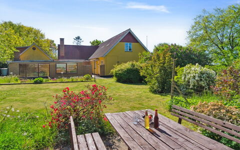 Agny - 2.2Km from the Sea: Græs, Hus, Busk, Sommerhus, Hjem, Land Lot, Landdistrikt, Tag, Have