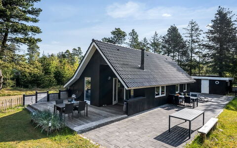 Ottil - 1.5Km from the Sea: Tag, Hus, Hjem, Sommerhus, Dør, Sidespor, Dæk, Veranda, Planke, Hårdttræ