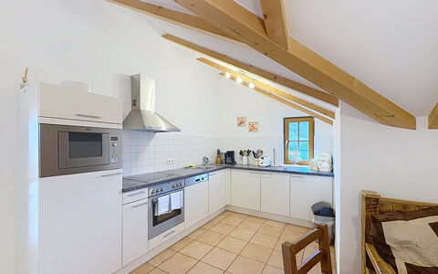 Rauris 30: Indretning, Gulvbelægning, Loft, Træ, Etage, Møbel, Værelse, Køkken, Belysning, Countertop
