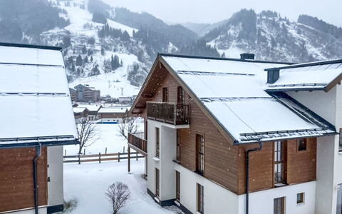 Rauris 30: Hus, Hjem, Sommerhus, Hældning, Fryser, Bjergkæde, Hill Station, Vinter, Sne, Altan
