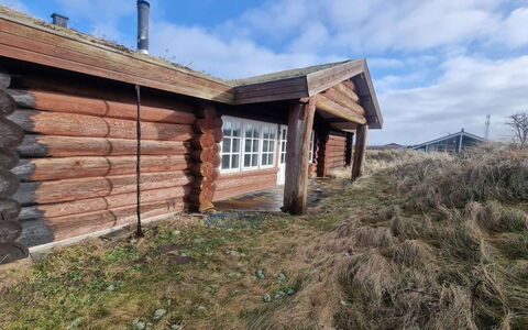 Mojag - 900M from the Sea: Estate, Skygge, Indkørsel, Stuehus
