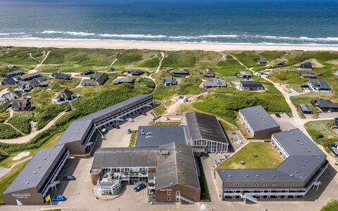 Jari - 200M from the Sea: Hjem, Sommerhus, Veranda, Sidespor, Stuehus, Udendørs Struktur