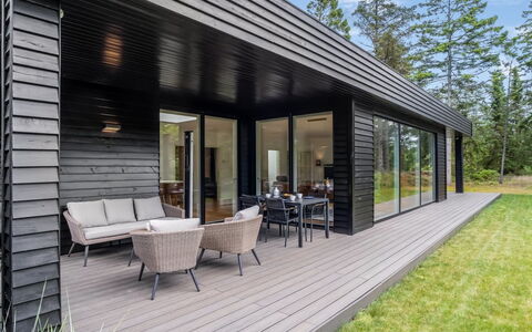 Jonas - from the Sea: Hus, Hjem, Tag, Sommerhus, Estate, Landscaping, Garden Bygninger, Sidespor, Stuehus