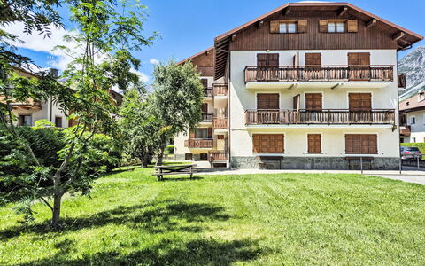 Bormio 16: Altan, Villa