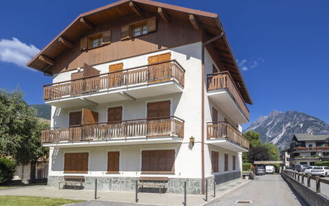 Bormio 16: Altan, Bjergkæde, Alps, Bjerglandsby