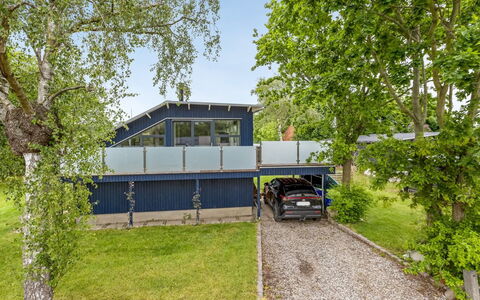 Gabriele - 50M from the Sea: Sidespor, Dagslys