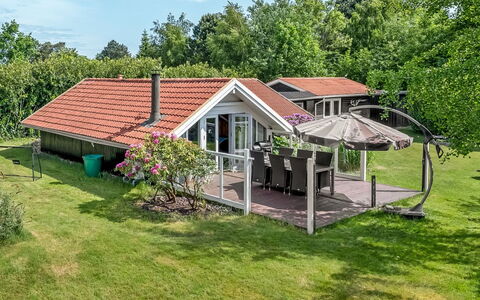 Rusalina - 400M from the Sea: Tag, Hus, Hjem, Sommerhus, Sidespor, Estate, Indkørsel, Garden Bygninger, Gård, Skur