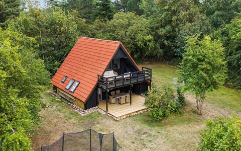 Sunna - 1Km from the Sea: Tag, Hus, Land Lot, Hjem, Sommerhus, Estate, Garden Bygninger, Skygge, Bjælkehytte, Landscaping