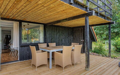 Sunna - 1Km from the Sea: Tag, Hus, Land Lot, Hjem, Sommerhus, Estate, Garden Bygninger, Skygge, Bjælkehytte, Landscaping