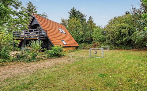Sunna - 1Km from the Sea: Tag, Hus, Land Lot, Hjem, Sommerhus, Estate, Garden Bygninger, Skygge, Bjælkehytte, Landscaping