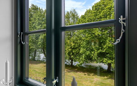Brun - 1.5Km from the Sea: Tag, Hus, Hjem, Sommerhus, Dør, Sidespor, Dæk, Veranda, Planke, Hårdttræ