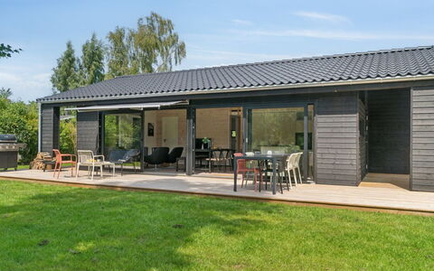 Herulf - 450M from the Sea: Hjem, Sommerhus, Veranda, Sidespor, Stuehus, Udendørs Struktur