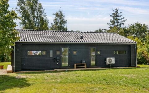 Herulf - 450M from the Sea: Hjem, Sommerhus, Veranda, Sidespor, Stuehus, Udendørs Struktur