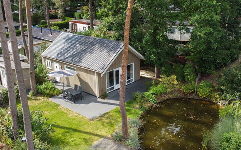 Boslodge: Hus, Hjem, Busk, Sommerhus, Have, Estate, Backyard, Landscaping, Garden Bygninger