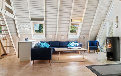 Thrond - 500M from the Sea: Lejlighed, Ejerlejlighed, Estate, Altan, Villa, Hotel