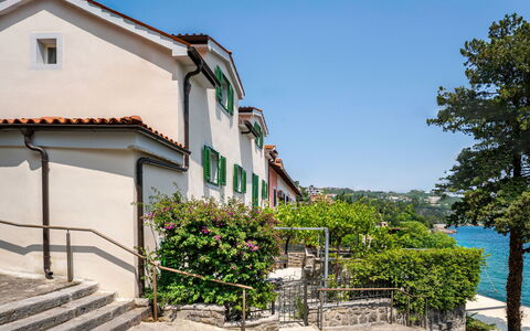 Conrad: Hegn, Altan, Skygge, Villa, Eco Hotel