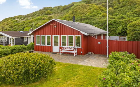 Blia - 120M to the Fjord: Estate, Skygge, Indkørsel, Stuehus