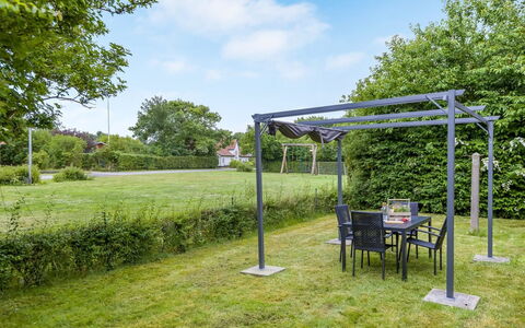 Hiarni - 12Km from the Sea: Estate, Farm