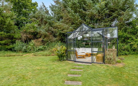 Horsten - from the Sea: Træ, Hjem, Veranda, Dæk, Hårdttræ, Tag, Bejdse, Trægulve, Eco Hotel